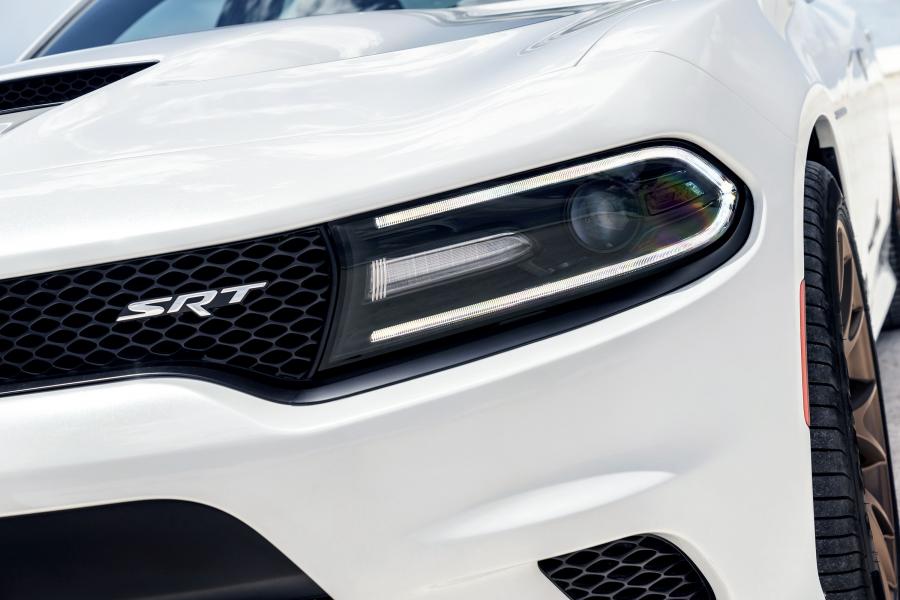 Детали экстерьера Dodge Charger SRT Hellcat 2015 года  (фото 84 из 111)